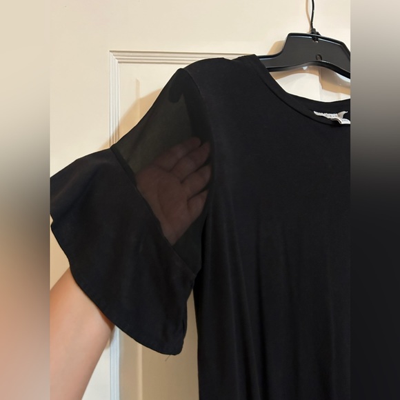 Top Shop Black T-Shirt with See Through Flared Sleeves. Size 10. - Picture 2 of 7